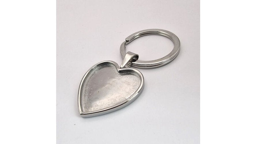 Memorial Jewellery for Pet Ashes: Options & Guide