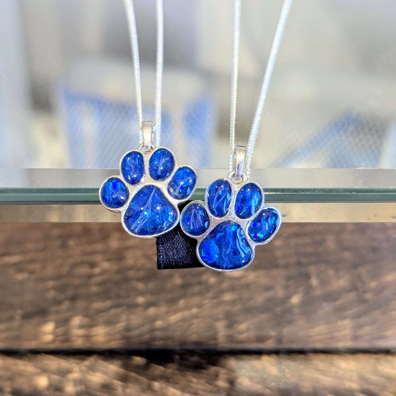 Classic Pawprint Keepsake Pendant