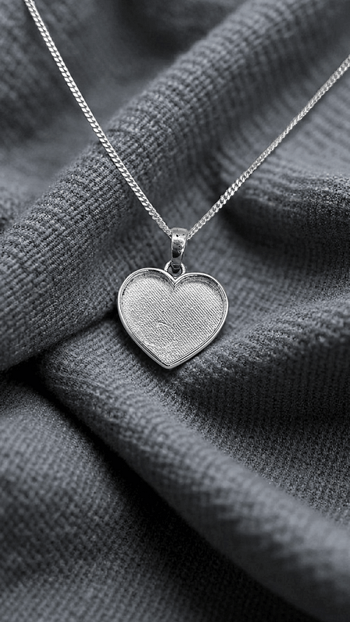 Classic Keepsake Full Heart Pendant