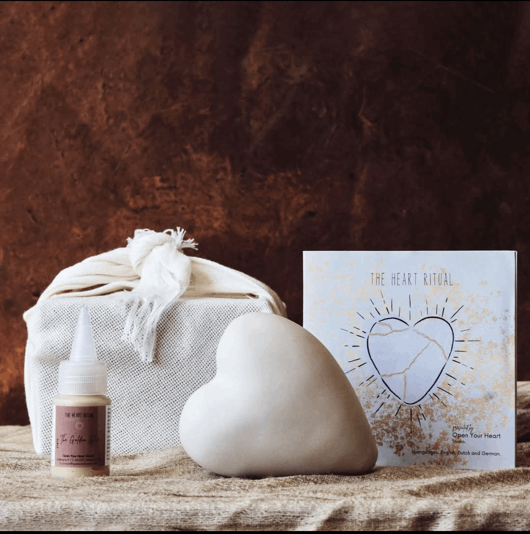 Healing Heart Ceramic Ornament - BREAK & MEND WITH GOLD - Kintsugi