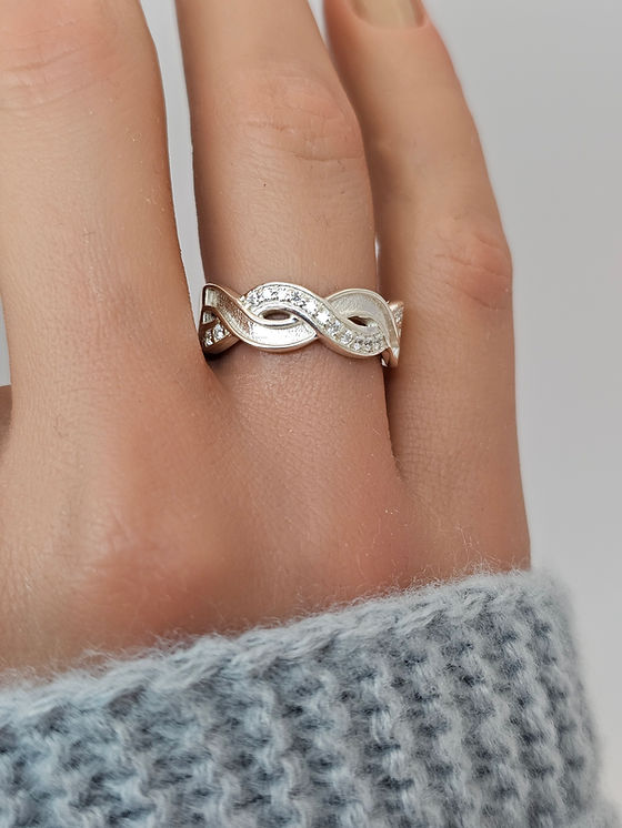 Keepsake Infinity Criss Cross Memorial Ring