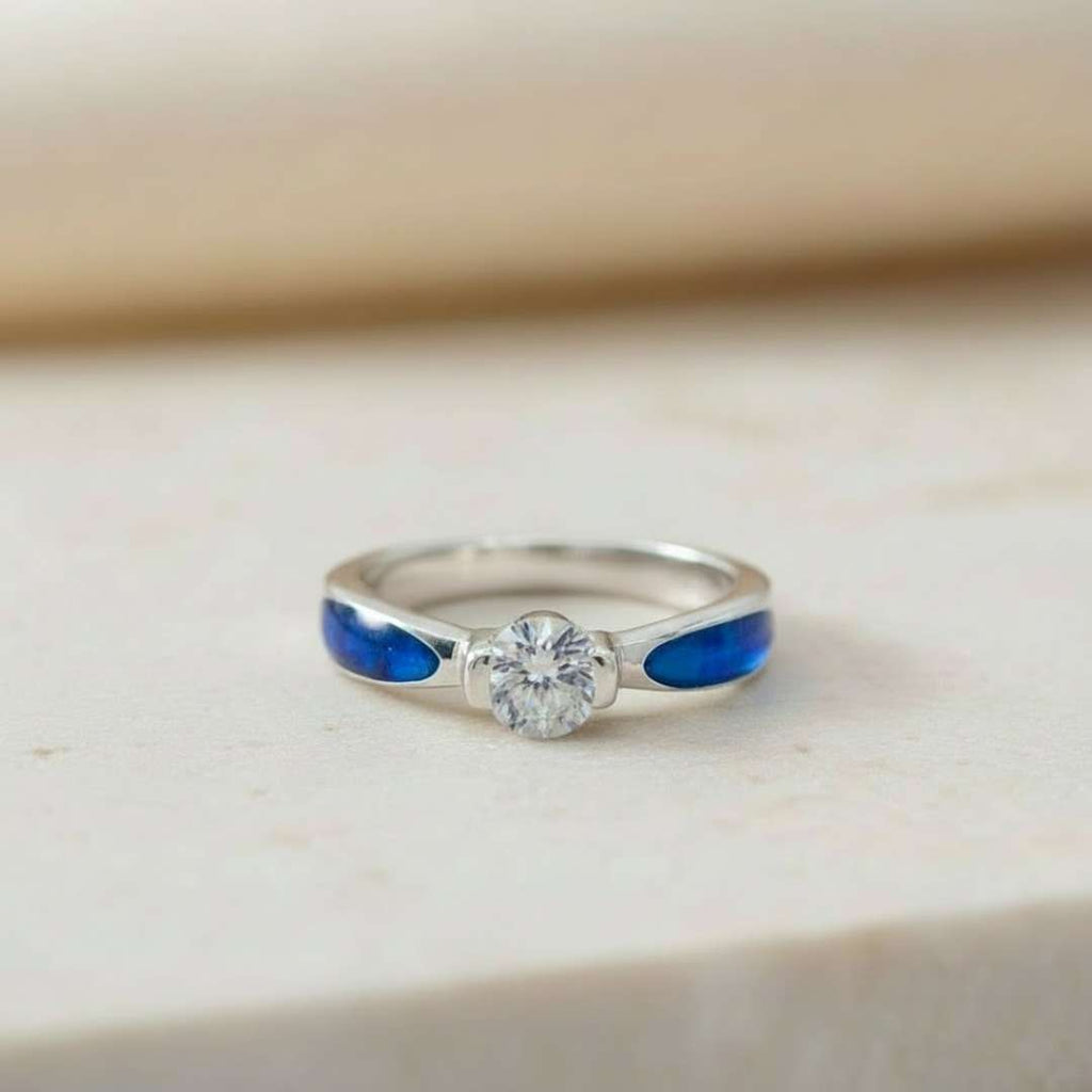 Solitaire Glow Keepsake Ring Silver