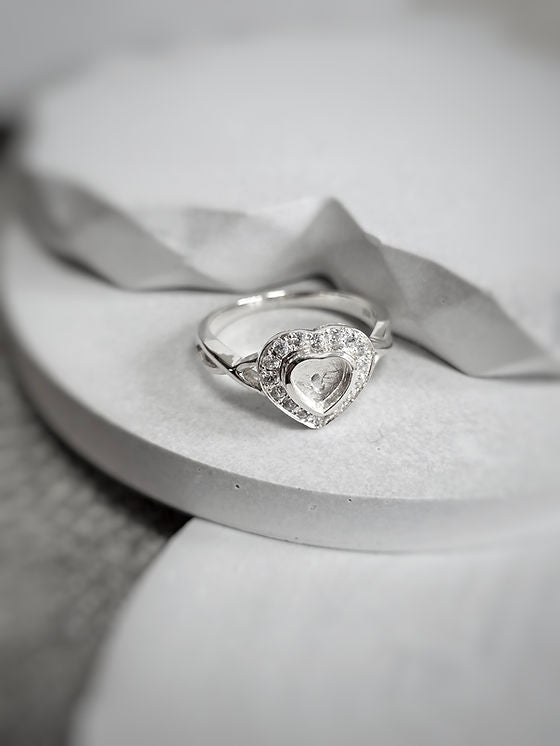 Heart Halo Twisted Band Cubic Zirconia Ring