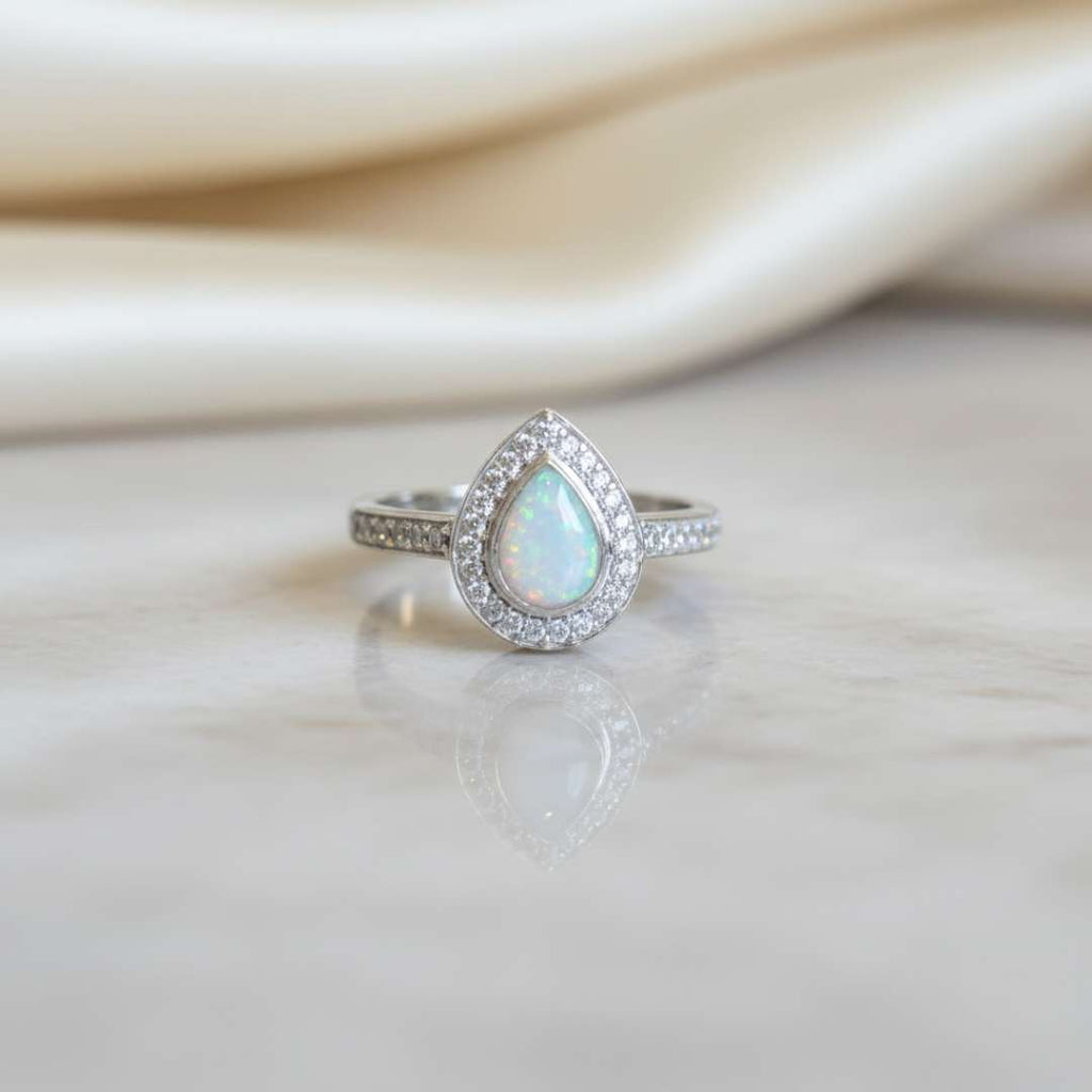 Droplet Halo Full Cubic Zirconia Keepsake Ring