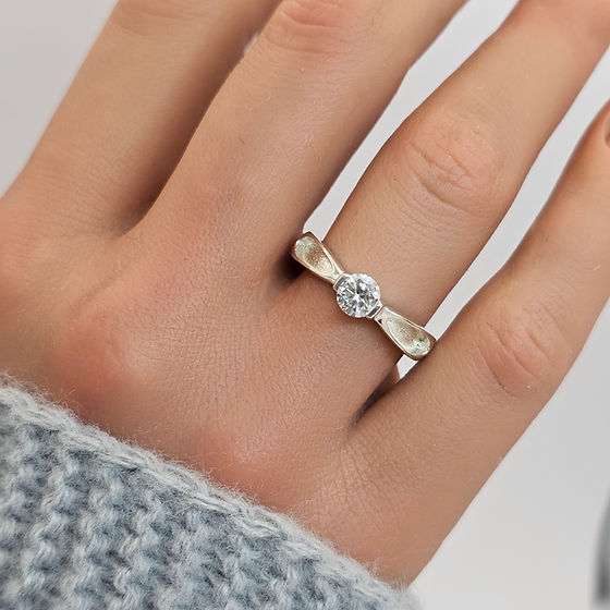 Keepsake Solitaire Classic Accent Ring