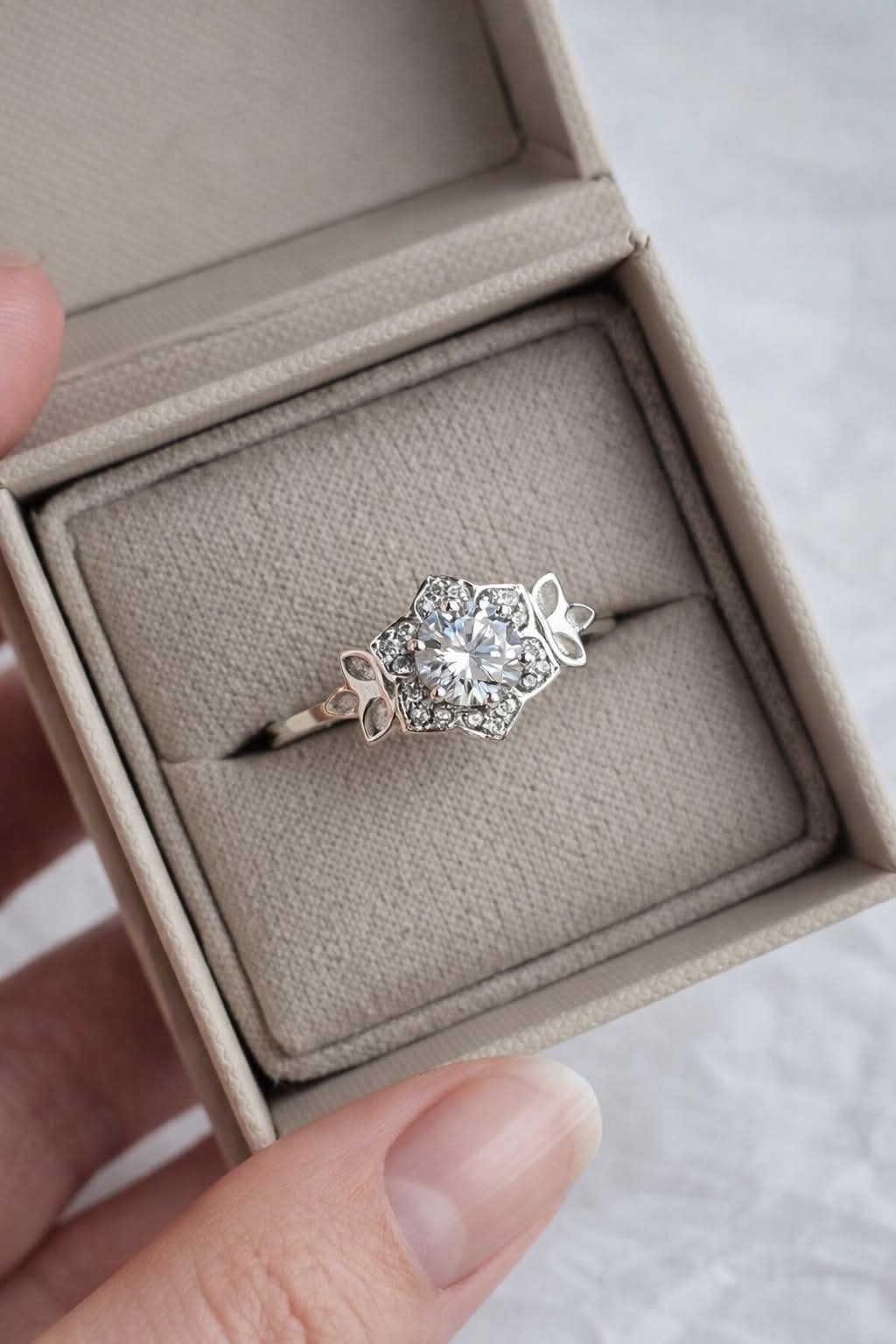 Vintage Solitaire Floral Cubic Zirconia Halo Ring