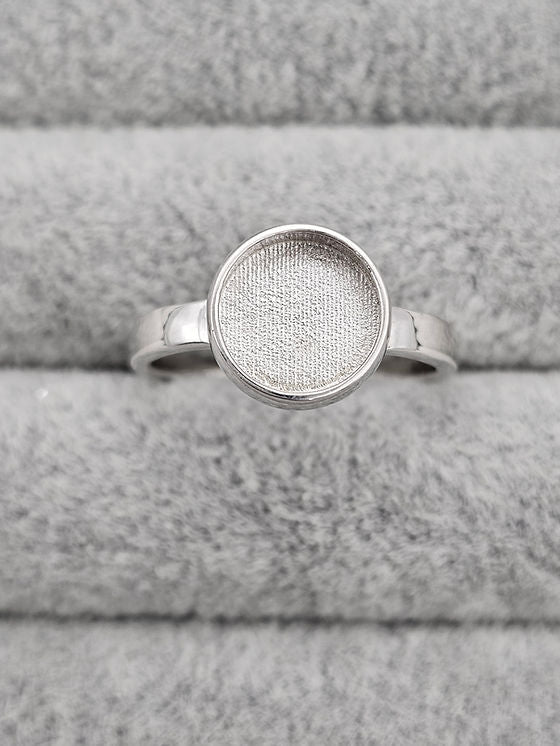 Classic Thick Band Circle Ring