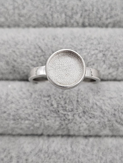 Classic Thick Band Circle Ring