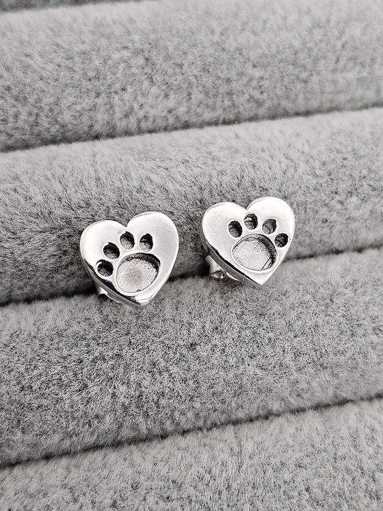 Pawprints on my Heart Keepsake Stud Earring