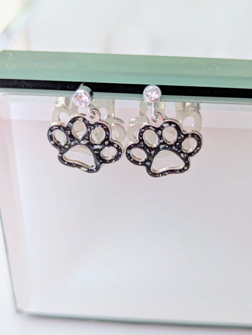 *EXCLUSIVE* Dangling Pawprint Cubic Zirconia Stud Keepsake Earring