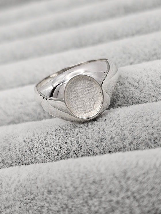 Classic Oval Signet Ring
