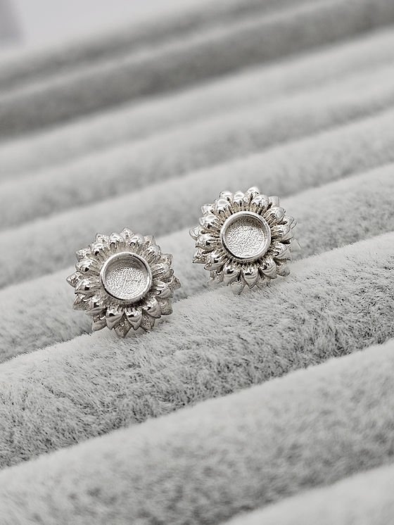 Sunflower Keepsake Stud Earrings