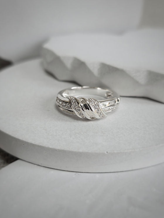 Twisted Knot Cubic Zirconia Ring