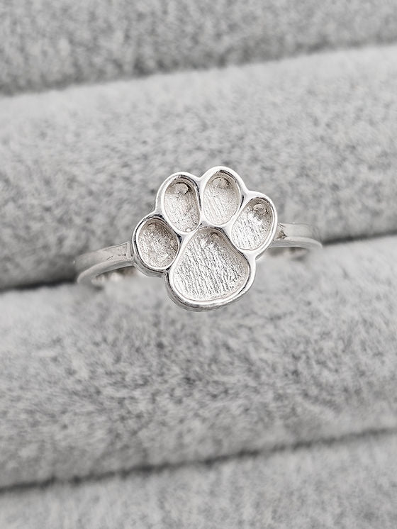 Keepsake Dainty Pawprint Ring