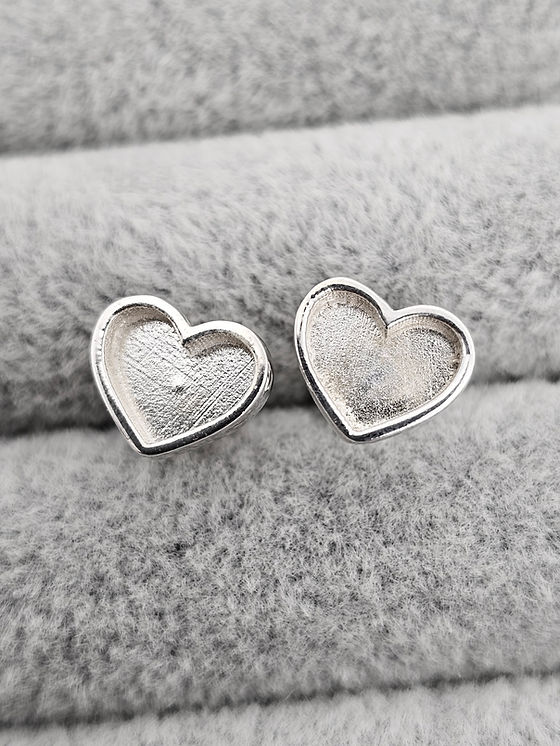 Classic Heart Keepsake Stud Earring