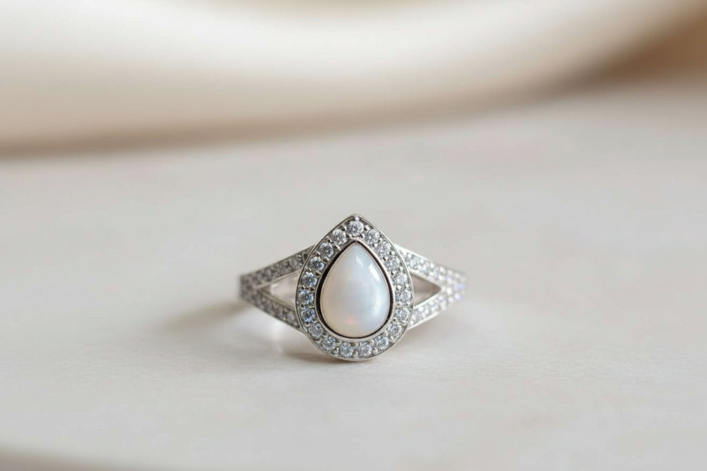 Droplet Cubic Zirconia Halo Split Band Ring