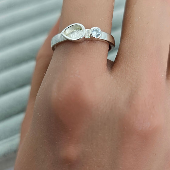 Keepsake Droplet and Cubic Zirconia Accent Memorial Ring